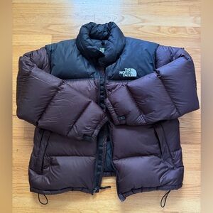 The North Face Two-Tone Puffer Jacket in Black and Dark Brown